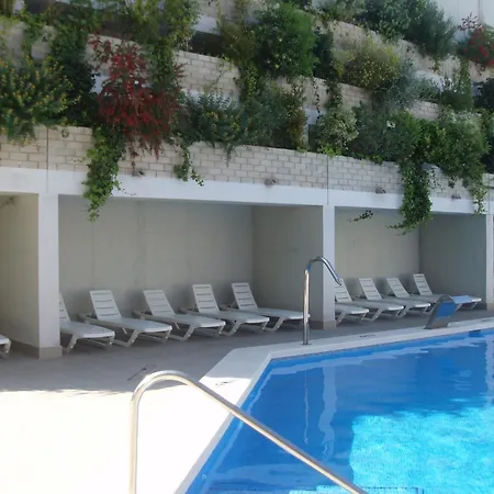 Hotel apartamentowy Hills 4*