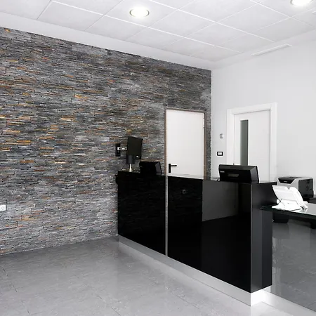 Hotel apartamentowy Hills 3*