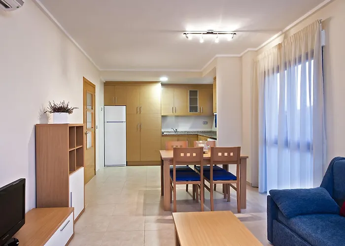 Hills Aparthotel