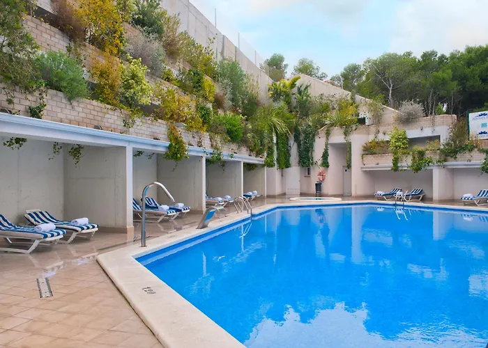 Aparthotel Hills 3*