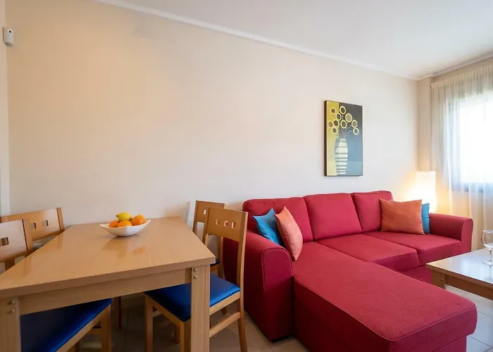 Hills Aparthotel