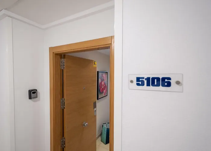 Hills Aparthotel 3*